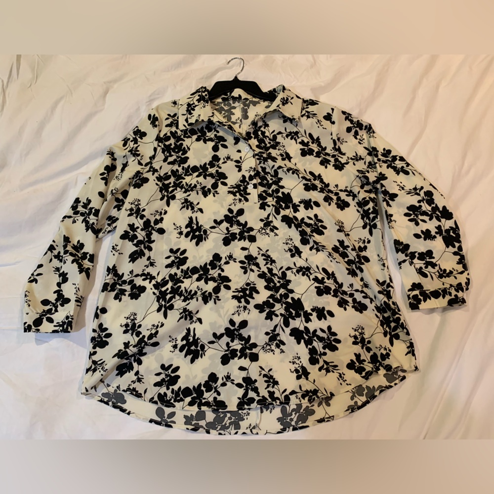 Women’s blue and cream long sleeve blouse - Picture 1 of 2